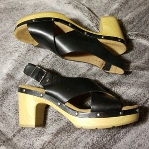 Clarks Ledella Club Clogs